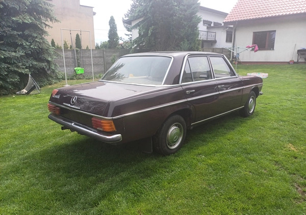 Mercedes-Benz Inny cena 9400 przebieg: 150000, rok produkcji 1976 z Kobylin małe 121